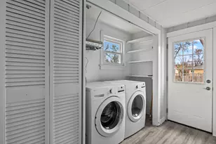 3614 Linneman St, Glenview, IL 60025 - Photo 24