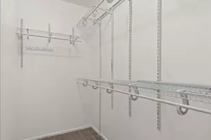 215 Lakeshore Ln, Bloomingdale, IL 60108 - Photo 18