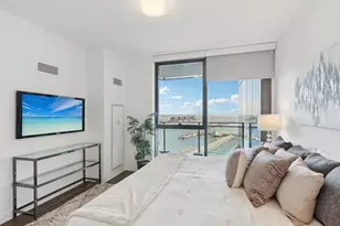 211 N Harbor Dr, Chicago, IL 60601 - Photo 12