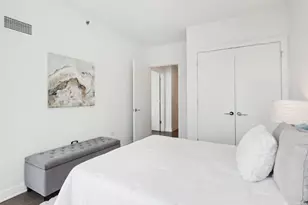 211 N Harbor Dr, Chicago, IL 60601 - Photo 20