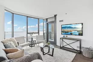 211 N Harbor Dr, Chicago, IL 60601 - Photo 6