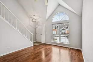 1830 Princeton Ct, Gurnee, IL 60031 - Photo 2