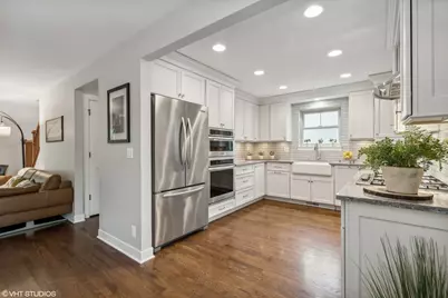 1007 Harris Road, Grayslake, IL 60030 - Photo 10