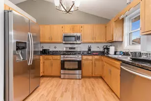 2111 Lolo Pass Dr, Plainfield, IL 60586 - Photo 8