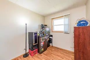 1115 Hillwood Cir, Round Lake Beach, IL 60073 - Photo 16