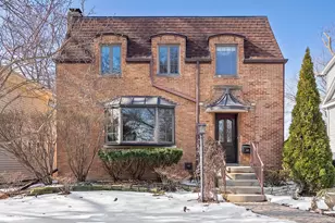 424 S Edgewood Ave, La Grange, IL 60525 - Photo 1