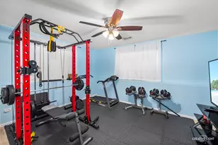 6913 Monmouth Dr, Joliet, IL 60431 - Photo 8