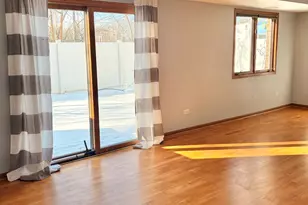 10956 S 76th Ave, Palos Hills, IL 60465 - Photo 6