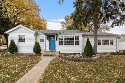 8602 S Oak Park Avenue, Burbank, IL 60459 - Photo 1