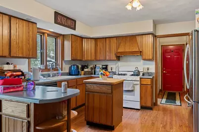 3609 W Iles Avenue, Springfield, IL 62711 - Photo 10