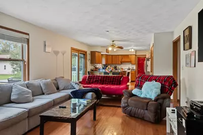 3609 W Iles Avenue, Springfield, IL 62711 - Photo 6