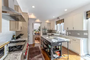 3031 Farner Ct, Riverwoods, IL 60015 - Photo 10