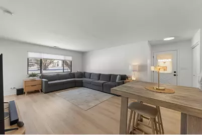 812 Dracut Lane #D, Schaumburg, IL 60173 - Photo 4