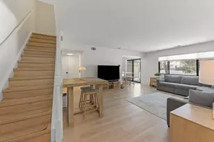 812 Dracut Ln, Schaumburg, IL 60173 - Photo 2