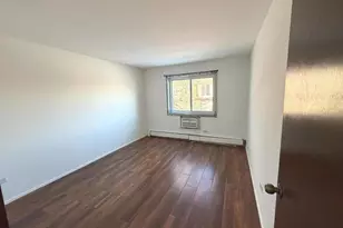 256 Shorewood Dr, Glendale Heights, IL 60139 - Photo 8