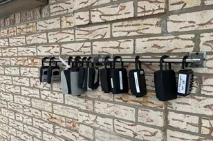 256 Shorewood Dr, Glendale Heights, IL 60139 - Photo 18