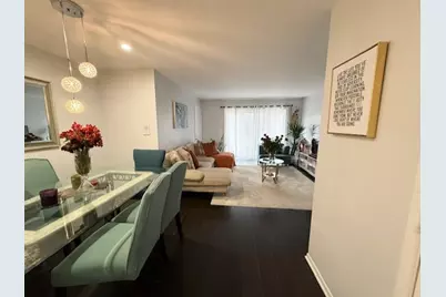 9430 Bay Colony Drive #2N, Des Plaines, IL 60016 - Photo 4