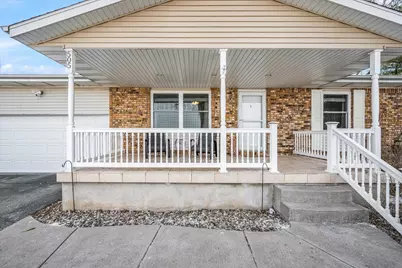 505 W North Street, Danvers, IL 61732 - Photo 2