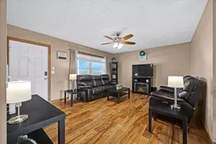 505 W North St, Danvers, IL 61732 - Photo 8