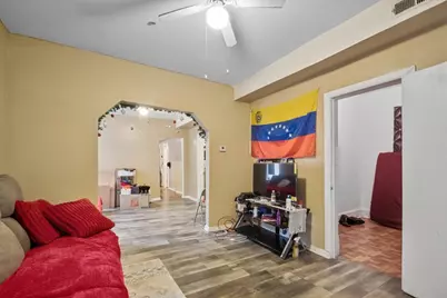 6027 S Loomis Boulevard, Chicago, IL 60636 - Photo 8