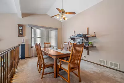 2439 N Windsor Drive, Arlington Heights, IL 60004 - Photo 6