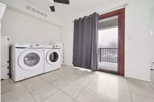 1724 Fayette Walk, Hoffman Estates, IL 60169 - Photo 6