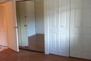 9368 Bay Colony Dr, Des Plaines, IL 60016 - Photo 12