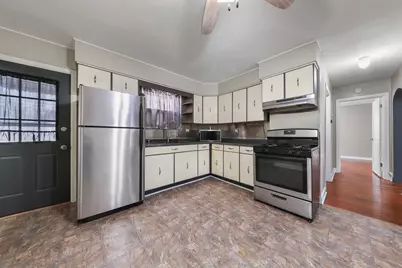 1428 Pickwick Street, Ottawa, IL 61350 - Photo 8