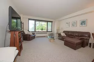 3100 N Lake Shore Dr, Chicago, IL 60657 - Photo 2