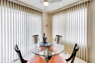 4408 Hammersmith Ln, Glenview, IL 60026 - Photo 16