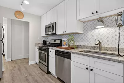 1041 N Mill Street #203, Naperville, IL 60563 - Photo 12