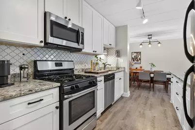 1041 N Mill Street #203, Naperville, IL 60563 - Photo 6