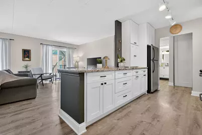 1041 N Mill Street #203, Naperville, IL 60563 - Photo 10