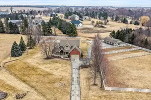 1813 Winchester Ct, Oswego, IL 60543 - Photo 44