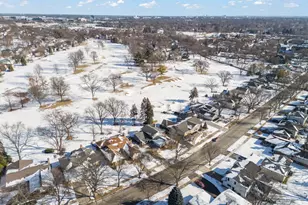 729 Burning Tree Ln, Naperville, IL 60563 - Photo 30