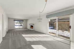 729 Burning Tree Ln, Naperville, IL 60563 - Photo 12