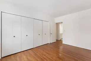 8210 Elmwood Ave, Skokie, IL 60077 - Photo 18