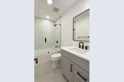 8210 Elmwood Avenue #110, Skokie, IL 60077 - Photo 16