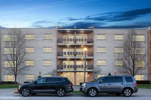 8210 Elmwood Ave, Skokie, IL 60077 - Photo 2