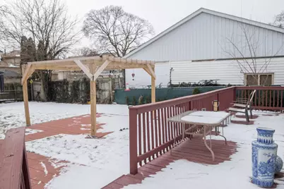 10609 Nevada Avenue, Melrose Park, IL 60164 - Photo 12