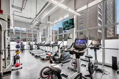 655 W Irving Park Road #4412, Chicago, IL 60613 - Photo 16