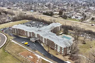 841 N York St, Elmhurst, IL 60126 - Photo 18