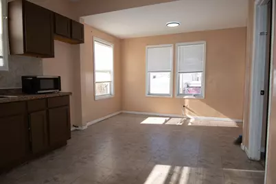 10516 S Avenue L, Chicago, IL 60617 - Photo 10
