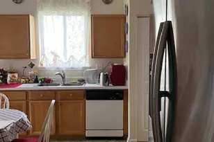 32504 Millstone Cir, Lakemoor, IL 60051 - Photo 8