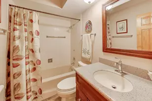 441 N Park Blvd, Glen Ellyn, IL 60137 - Photo 14