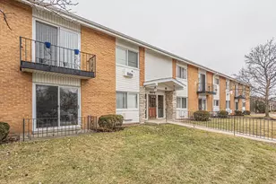 8872 W Jody Ln, Des Plaines, IL 60016 - Photo 16