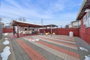 3520 Ridgeland Ave, Berwyn, IL 60402 - Photo 16