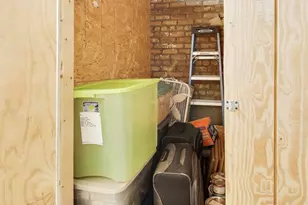 6251 N Magnolia Ave, Chicago, IL 60660 - Photo 18