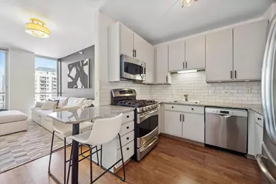 645 N Kingsbury Street #1205, Chicago, IL 60654 - Photo 4