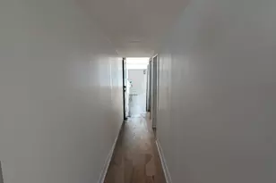 616 W Patterson Ave, Chicago, IL 60613 - Photo 8